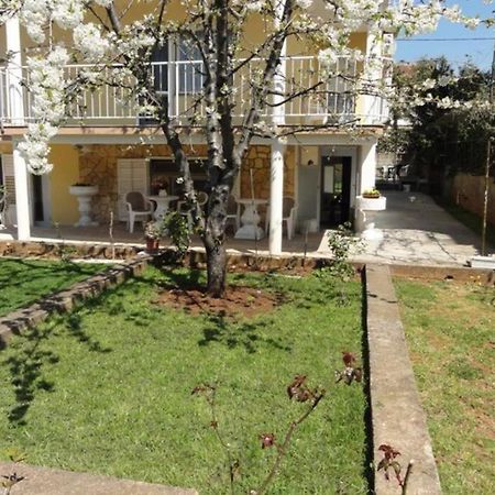 Croatia Zadar Borik Family Apartment With Garten View Number 2 Eksteriør billede